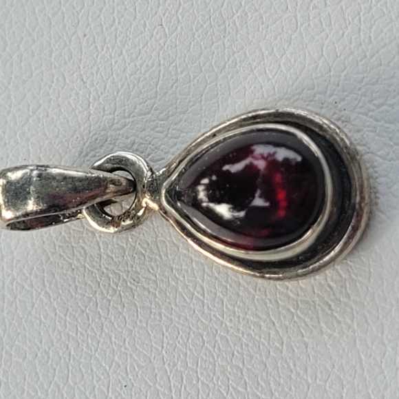 Silver Red Garnet Color Pendant Dainty - Picture 8 of 10